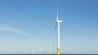 Repsol se alía con EDF para pelear por los grandes proyectos de eólica marina en España