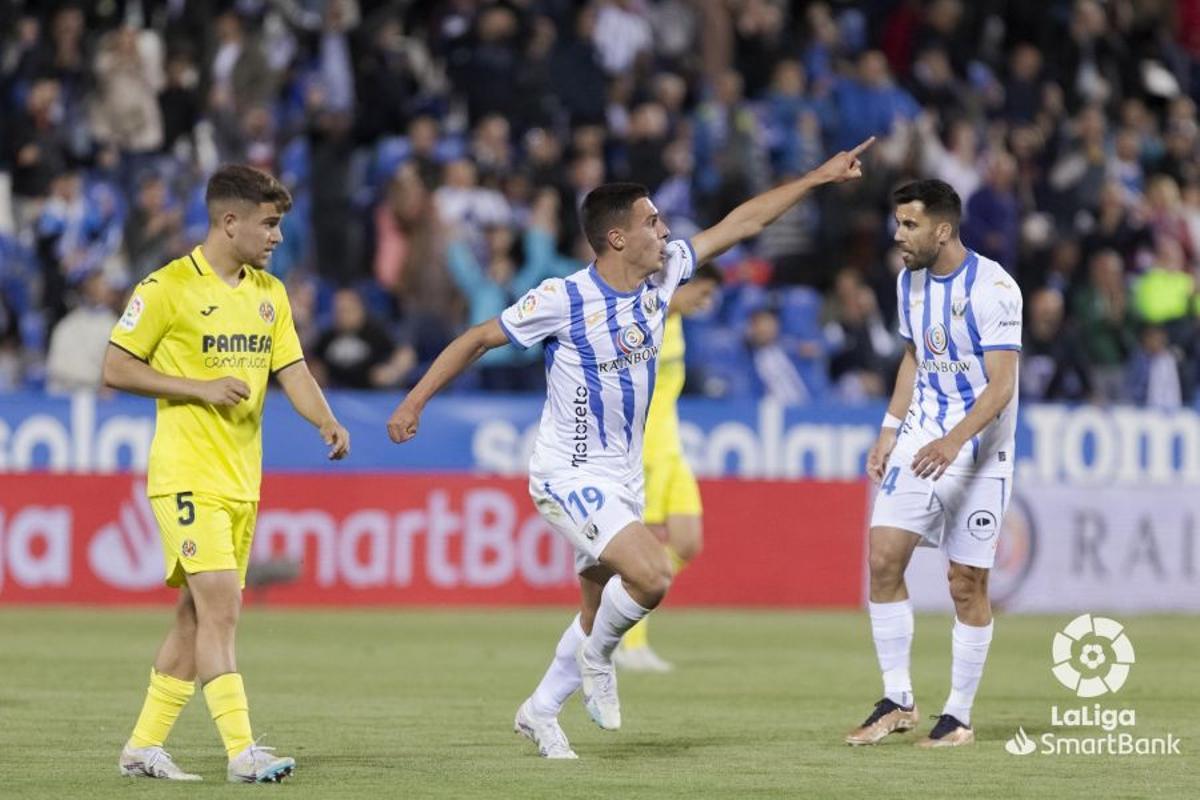 Felicidad en los jugadores del Leganés ante el Villarreal B.