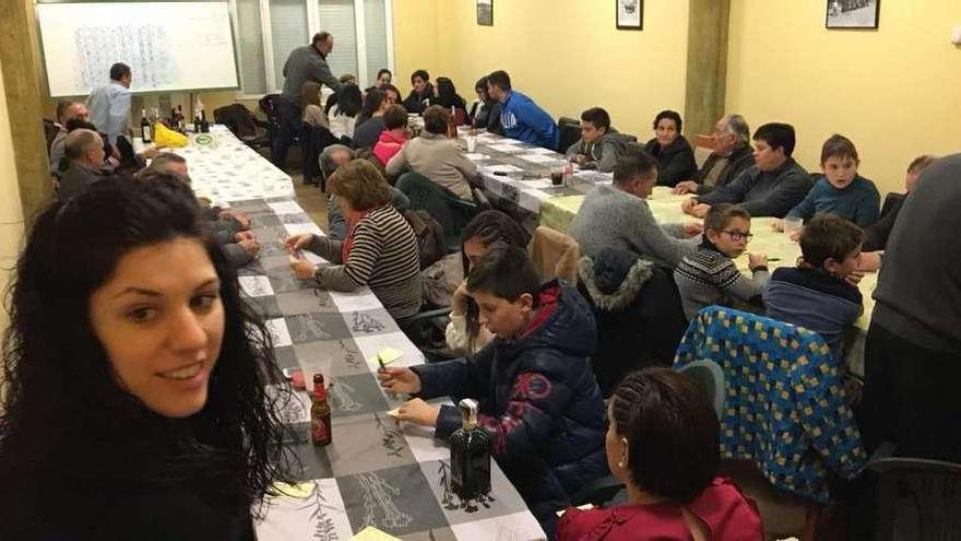 Comida de san Blas en Rabanales, celebrada después de la misa.