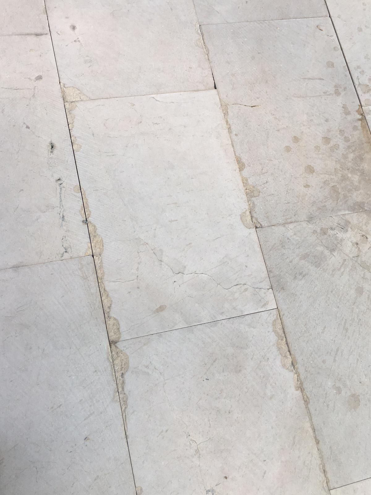 El lamentable acabado del pavimento de la Avenida de la Constitución en Alicante