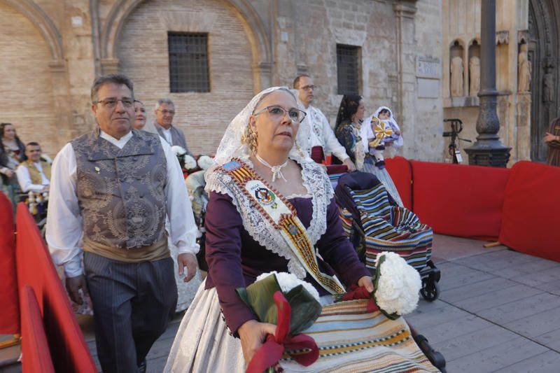 Comisiones falleras que han desfilado hasta las 18:00 horas.