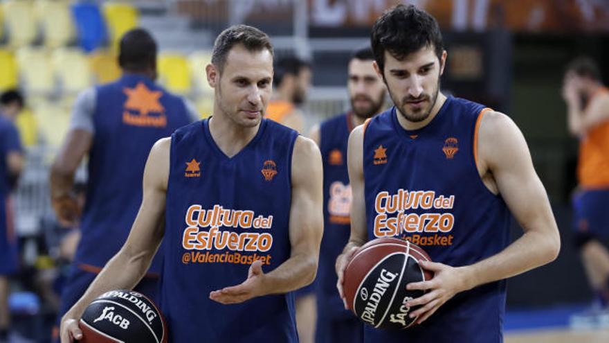 Vives y Llompart, en el entrenamiento previo al partido