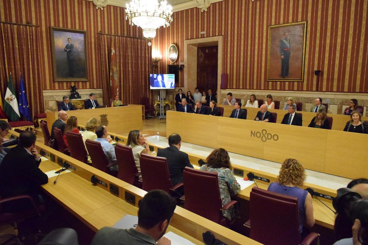Salón de plenos del ayuntamiento de Sevilla