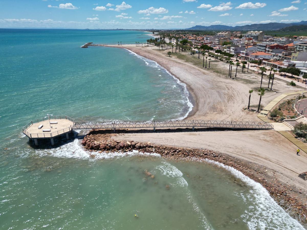 La reapertura de la pasarela de Xilxes permitirá volver a disfrutar de las impresionantes vistas fotogénicas que atesora este enclave, tras estar cerrado cuatro años por motivos de seguridad.