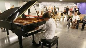 Un recital de piano en el Metro, en una edición anterior del Maria Canals.