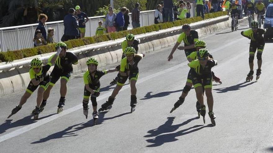 Dos corredores en pleno esfuerzo.