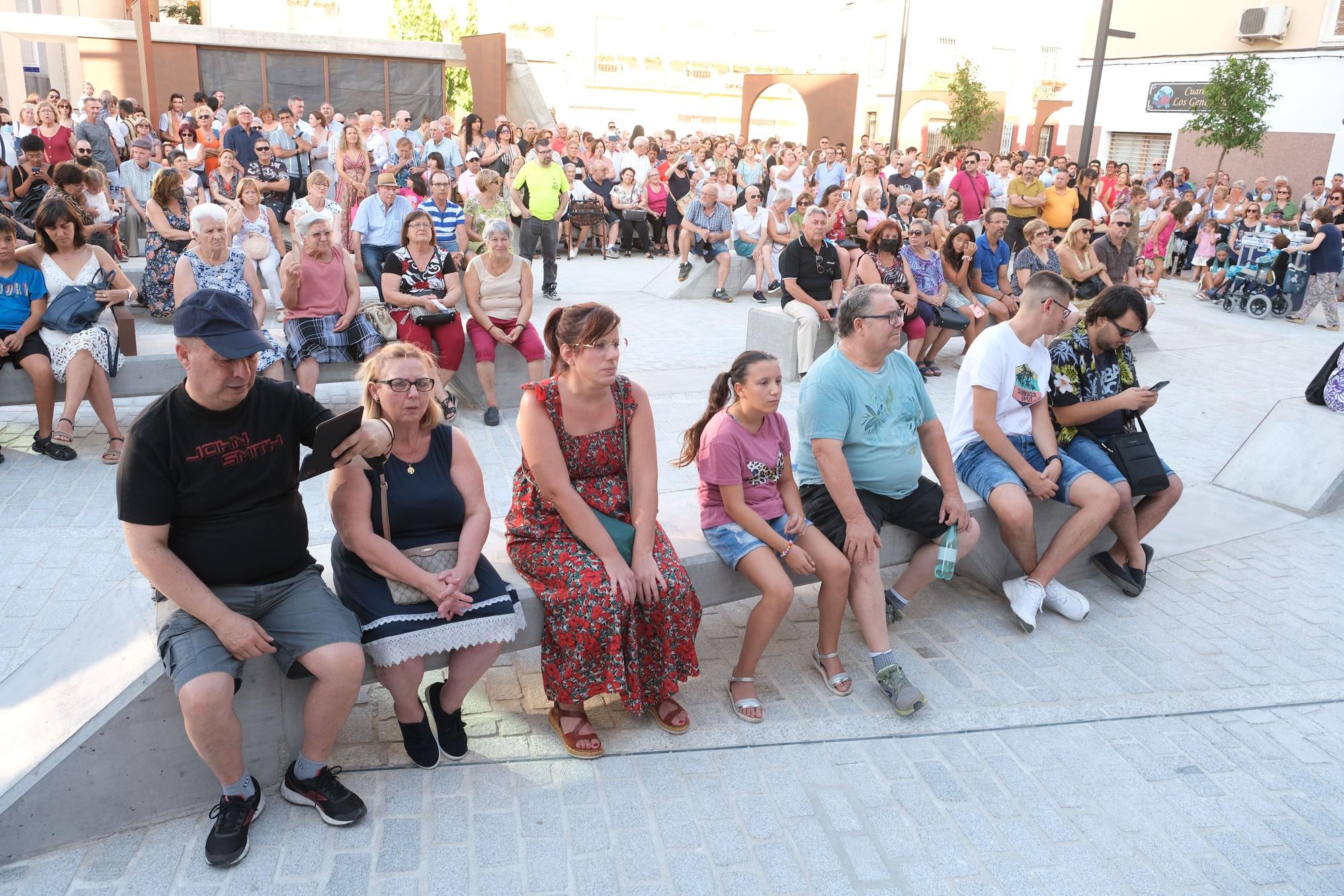 Así ha sido el acto de inaguración de la nueva Plaza de Arriba de Elda