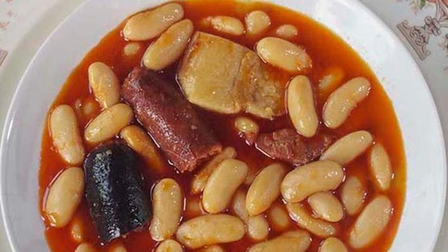 La fabada mantiene el trono asturiano pese a perder siete puntos estadísticos en un año