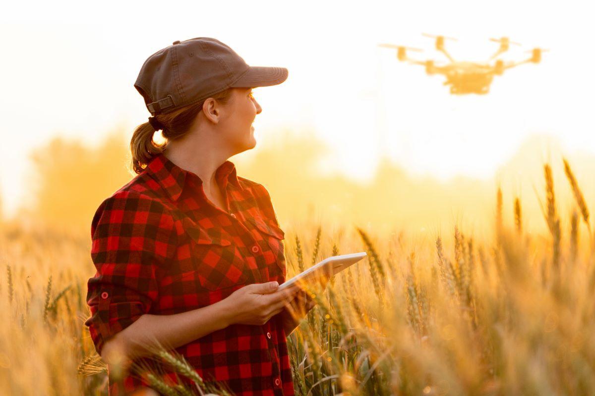 Entre sus retos, el sector agrícola tiene la transformación digital y el relevo generacional