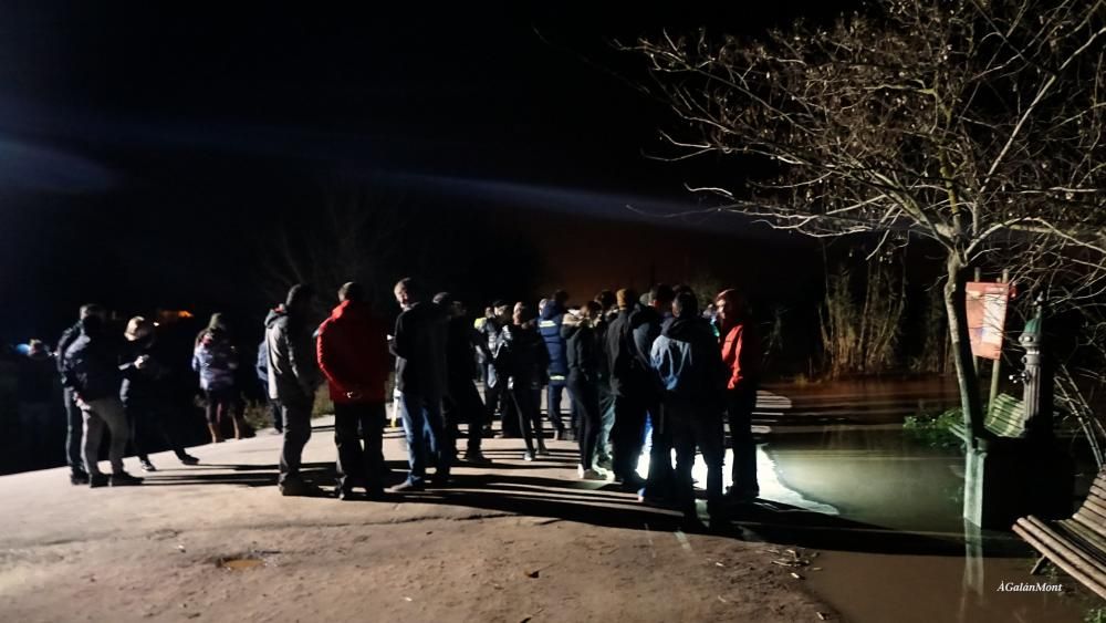 Veïns de Verges  amatents al nivell del Ter