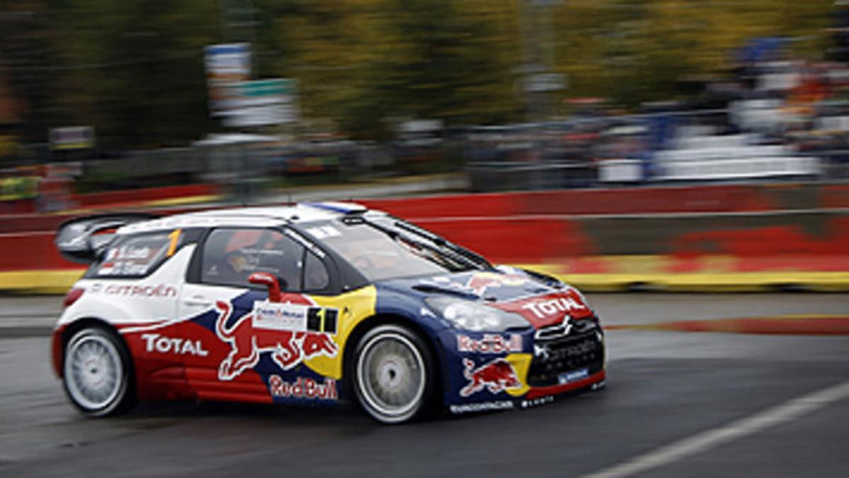 Sébastien Loeb, a bordo de su Citroën