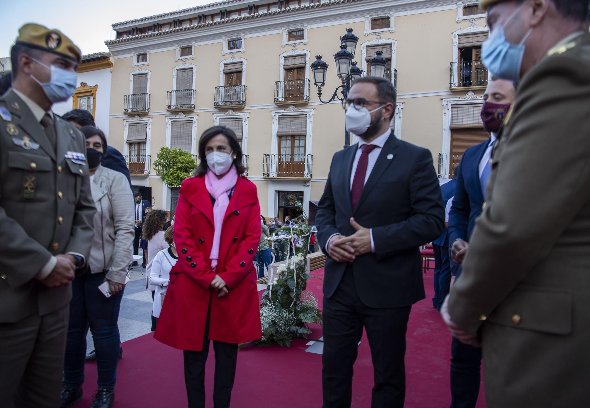 Lorca honra la memoria de las nueve víctimas de los terremotos con un emotivo memorial