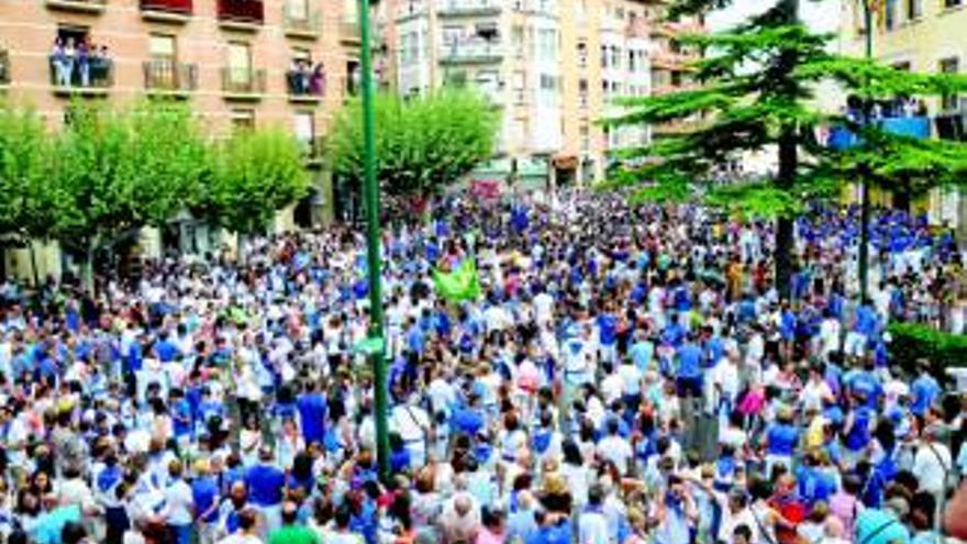 La banda de música, pregonera de la Oliva