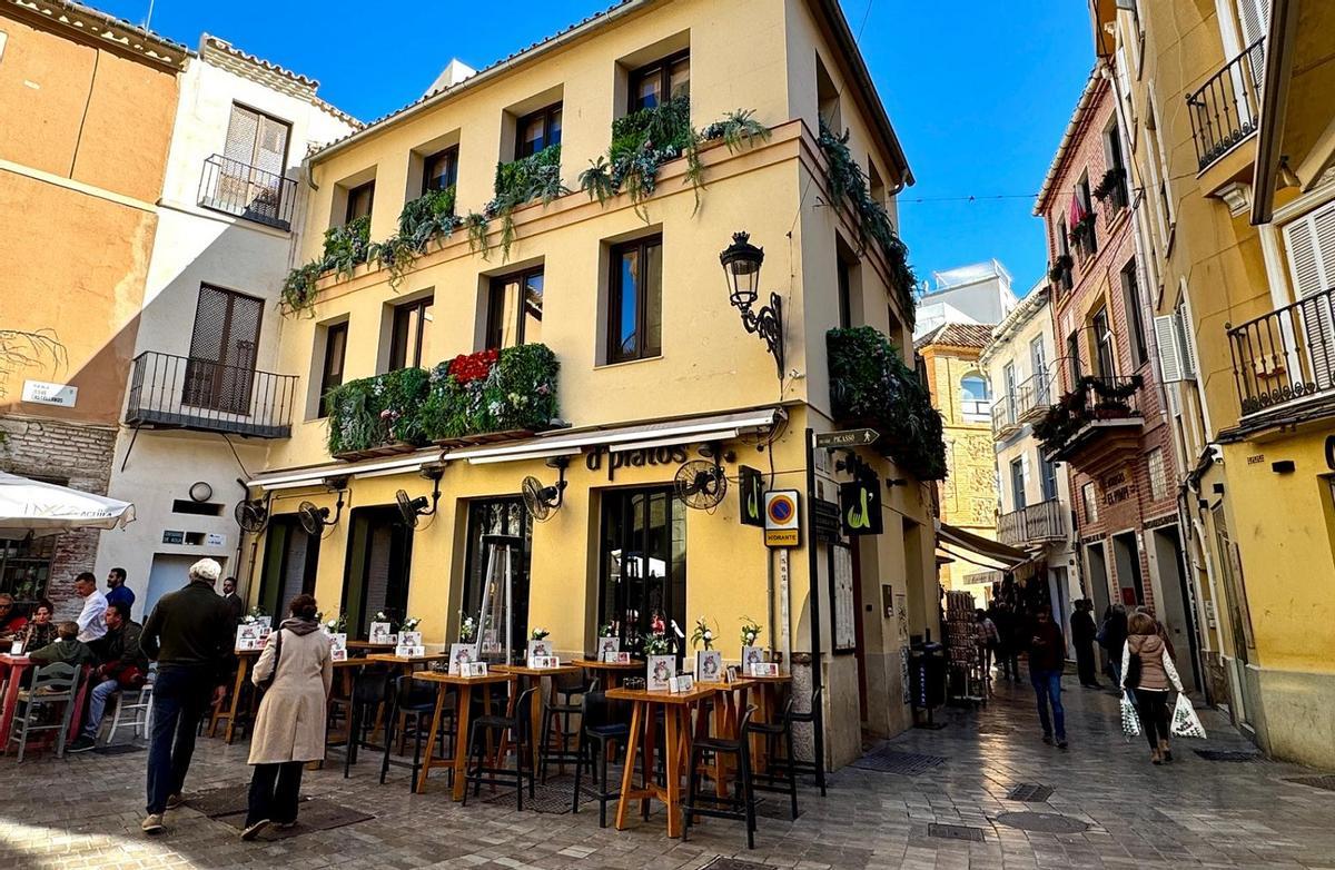 La cadena Cañas y Tapas ocupará el local de la calle Granada que desde 2018 ha albergado al restaurante D'Platos.