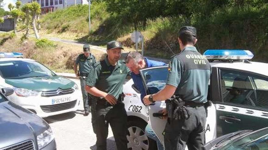 El conductor detenido, a su llegada al juzgado. // Iñaki Osorio