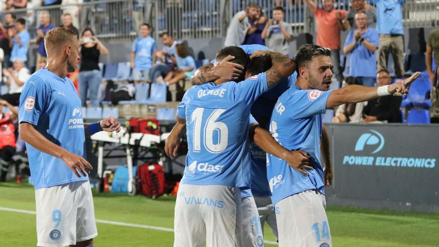 La UD Ibiza celebra el tanto de la victoria en el derbi contra el Atlético Baleares, un triunfo que hoy esperan repetir en Alcoy.