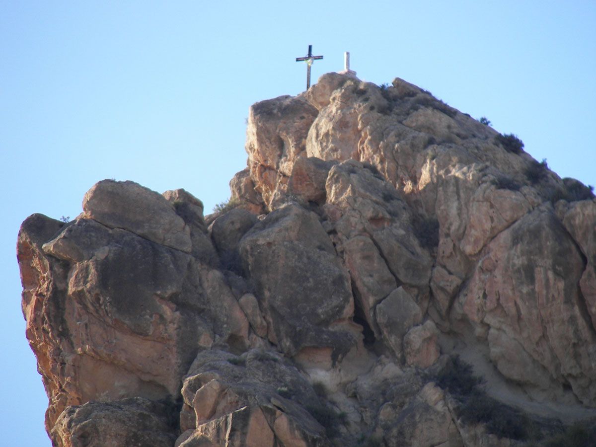 Cruz sobre el Monte Ope de Archena.