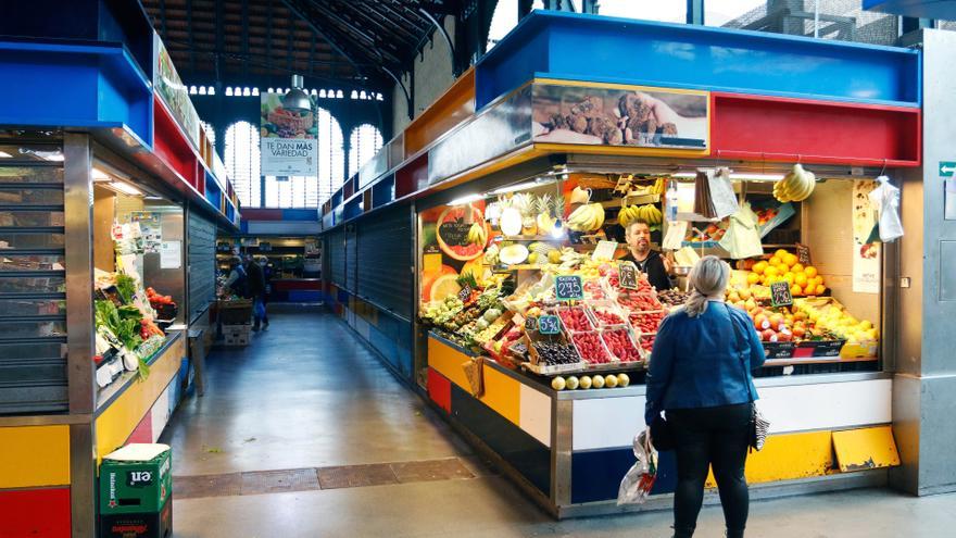 Los mercados de Málaga abren el plazo para optar a los puestos vacíos
