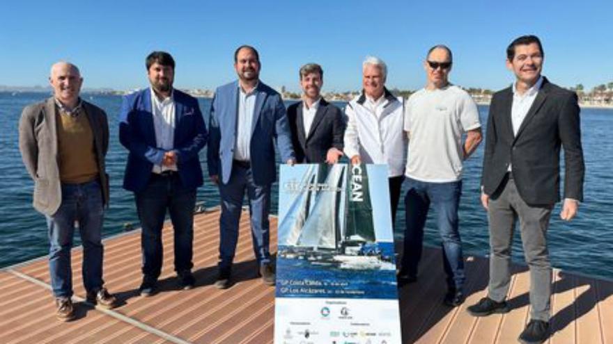 Dos pruebas de ‘catamaranes voladores’ se celebrarán en el Mar Menor