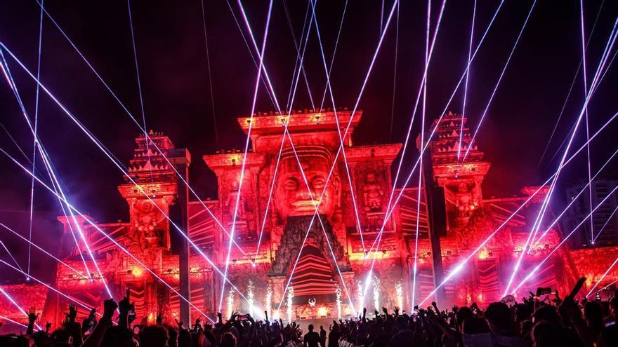 Steve Aoki, Carl Cox y Alok desafían al calor en una segunda jornada del Medusa que arrancó dos horas más tarde