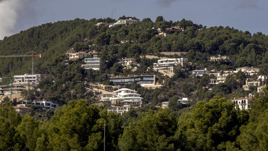 En Palma, de 621 viviendas vacacionales con licencia se promocionan 2.000