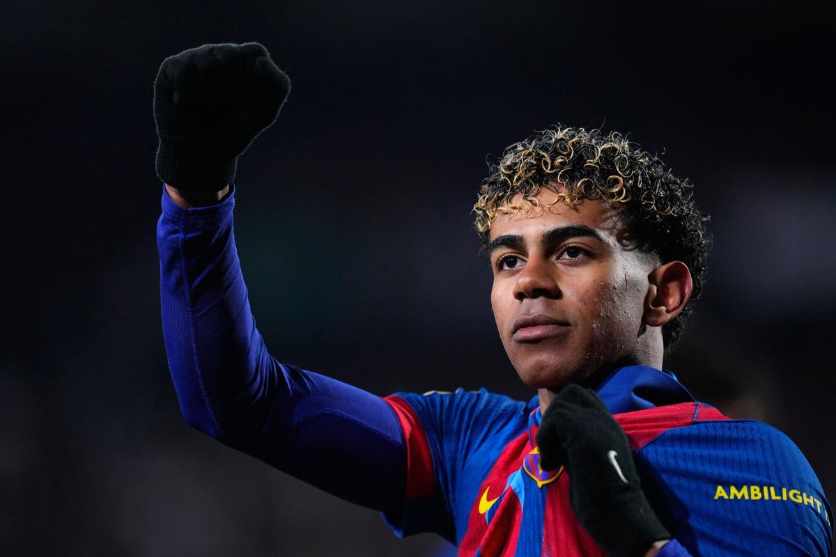 Lamine Yamal, durante el partido ante el Albacete