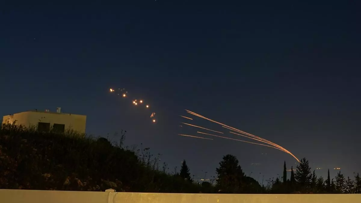 Israel ataca Irán, última hora: un misil iraní impacta en Tel Aviv