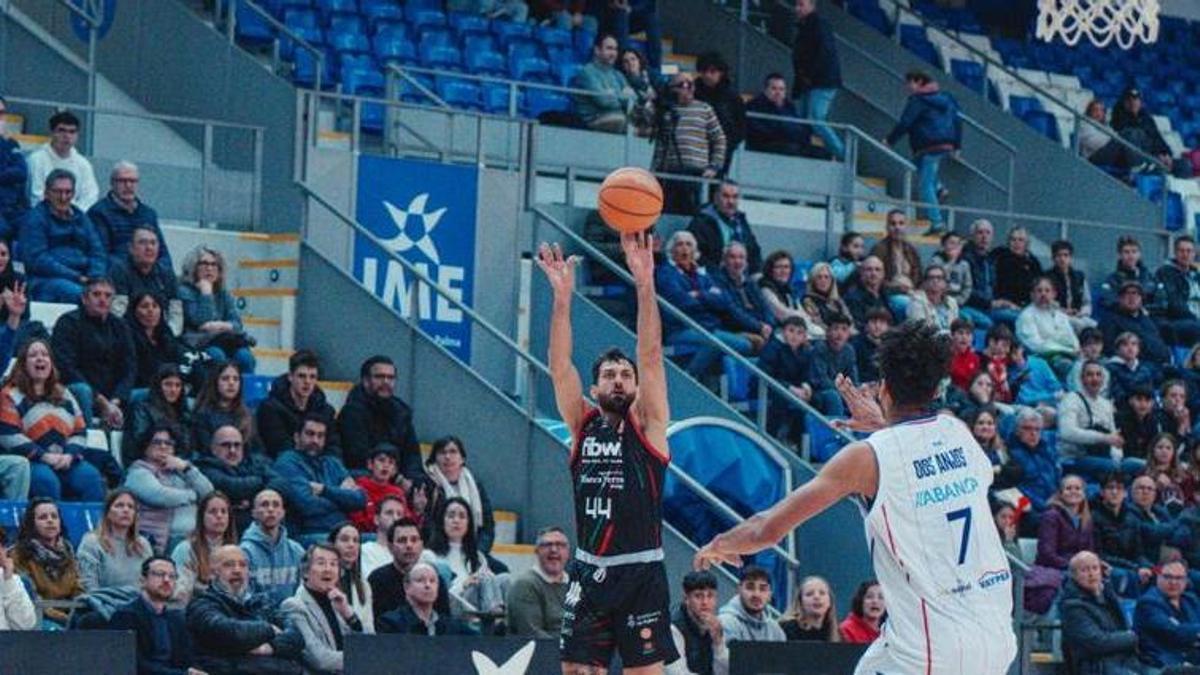 El Fibwi Mallorca se diluye tras el descanso ante el Obradoiro