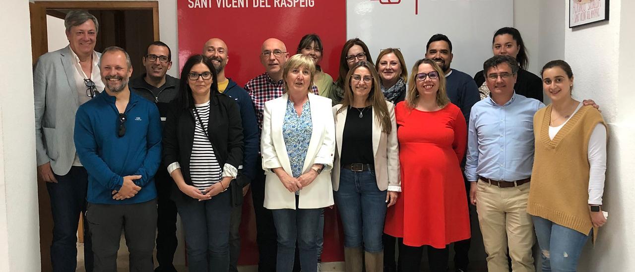 Parte de la nueva ejecutiva del PSOE de San Vicente