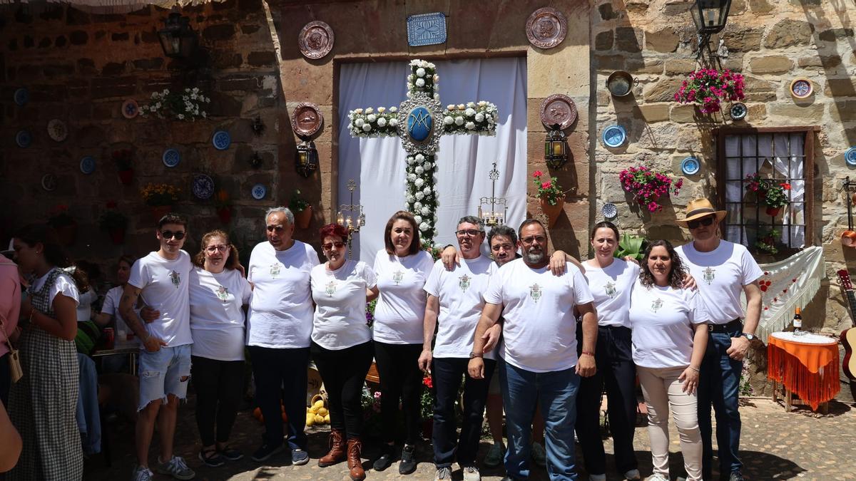 Cruz de mayo de la hermandad de la Soledad en Villafranca.