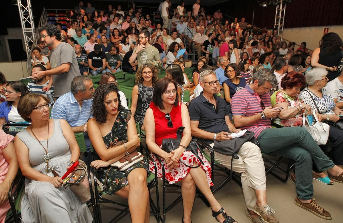 Fotogalería / Inauguración de la Feria del Teatro en el Sur