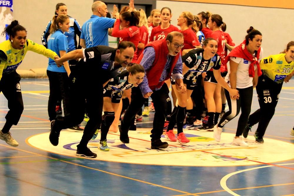 Balonmano | Rincón Fertilidad 25 - DHB Rotweiss Thun 22