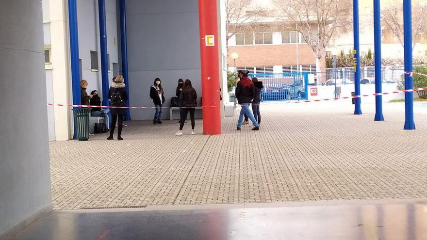 Desigual acogida de la huelga para pedir aulas seguras en Castellón