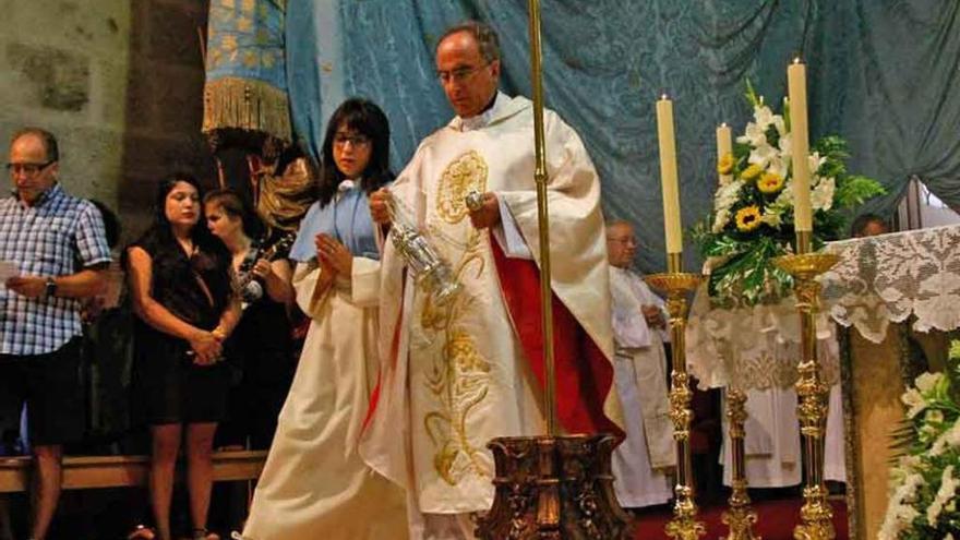 Zamora se rinde a la Virgen dormida