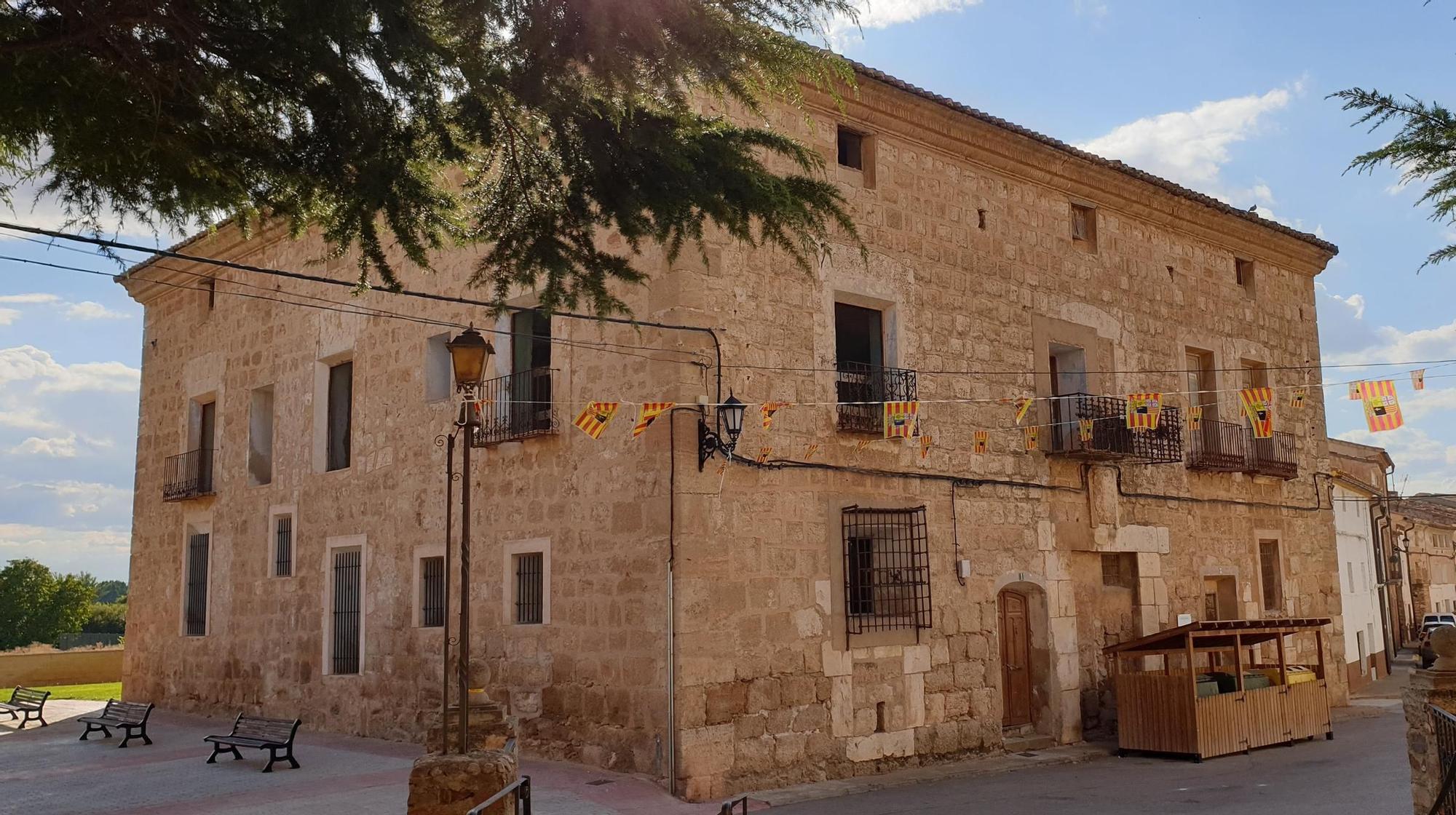 Casa Grande de Fuentes Claras.