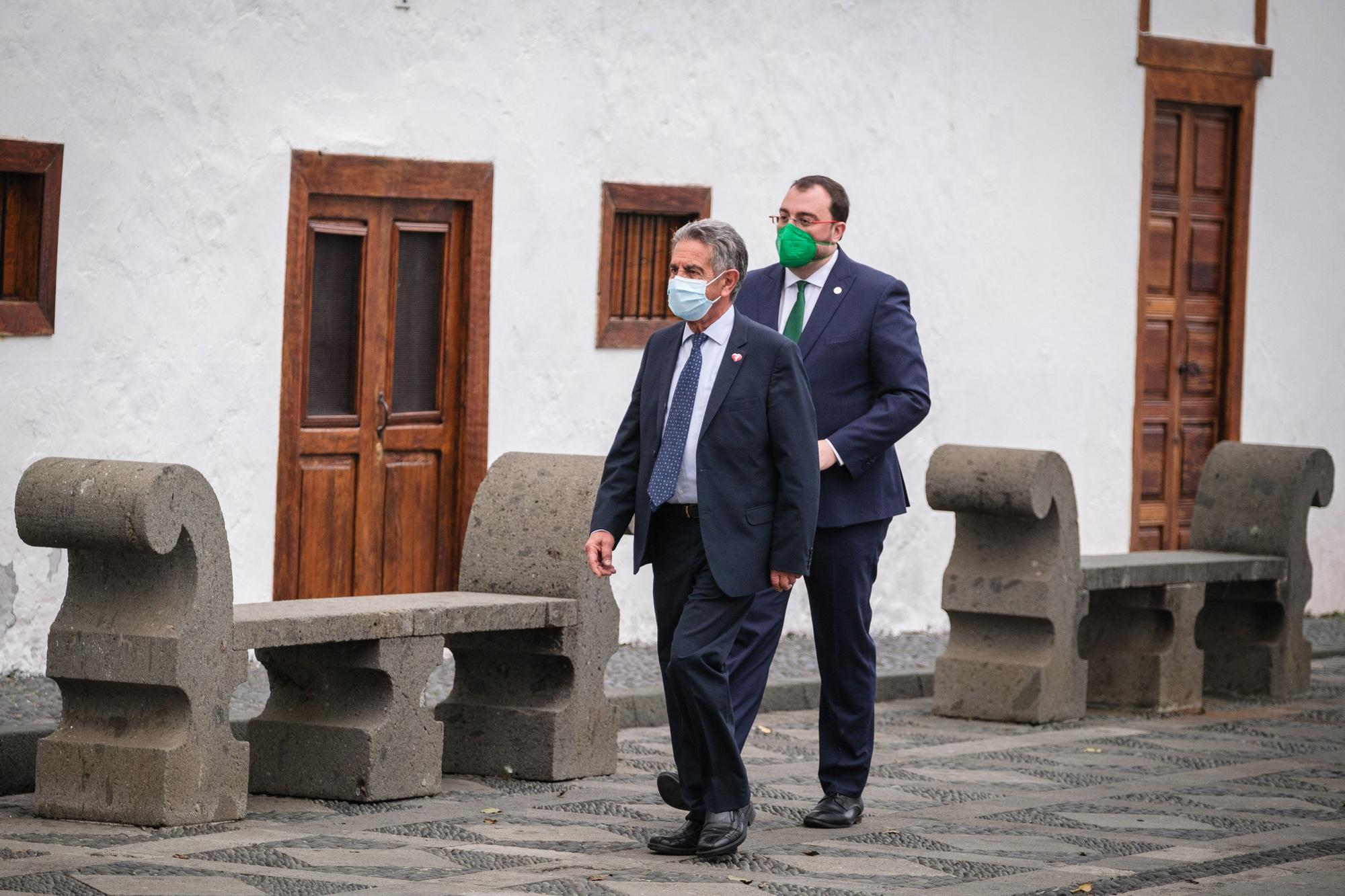 Visita del Rey y los presidentes de las comunidades a La Palma al acto de homenaje a los palmeros