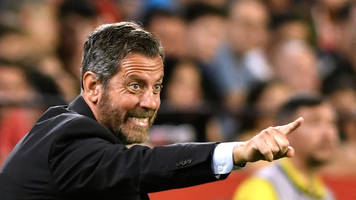 Quique Sánchez Flores releva a Coudet como técnico del Alavés con un contrato hasta 2028.