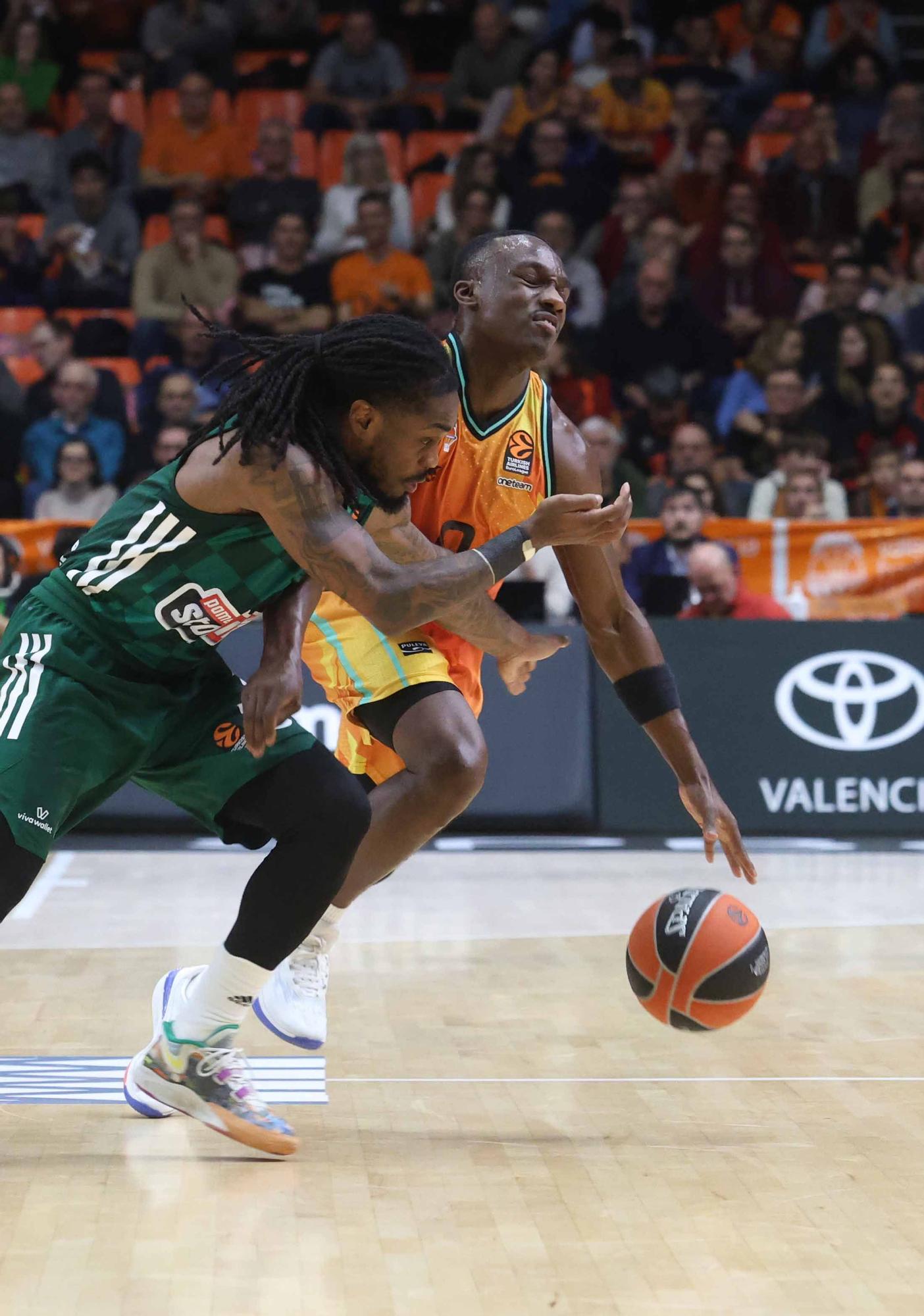 Las mejores imágenes del Valencia Basket - Panathinaikos