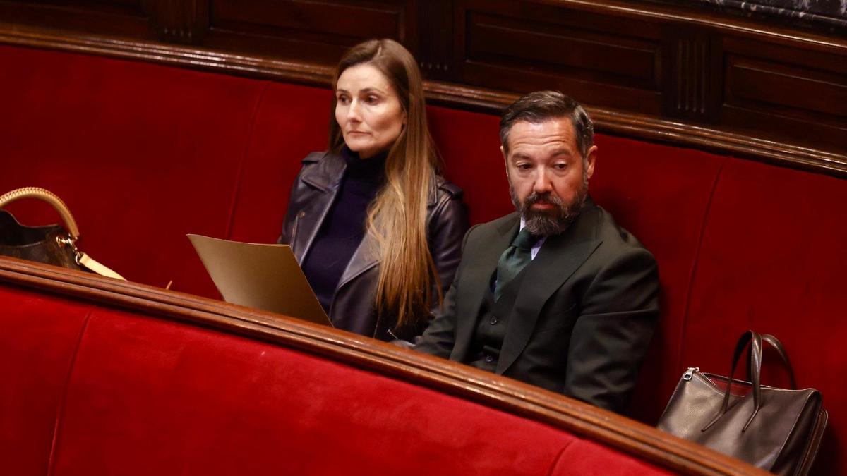 Cecilia Herrero y Juan Manuel Badenas han asistido al pleno en una bancada aparte.