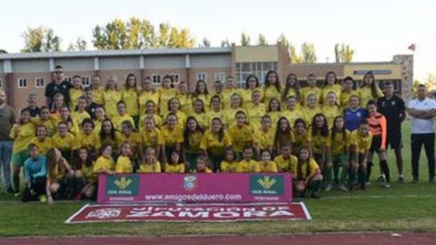 Foto de familia del Amigos del Duero.