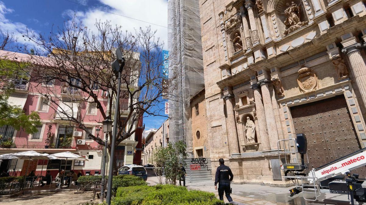 Encuentra una bomba de la Guerra Civil en la Iglesia del Carmen de València.