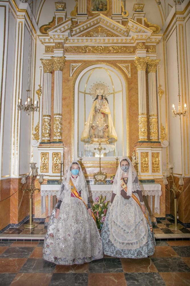 Así fue la ofrenda de las Falleras Mayores de Morvedre.