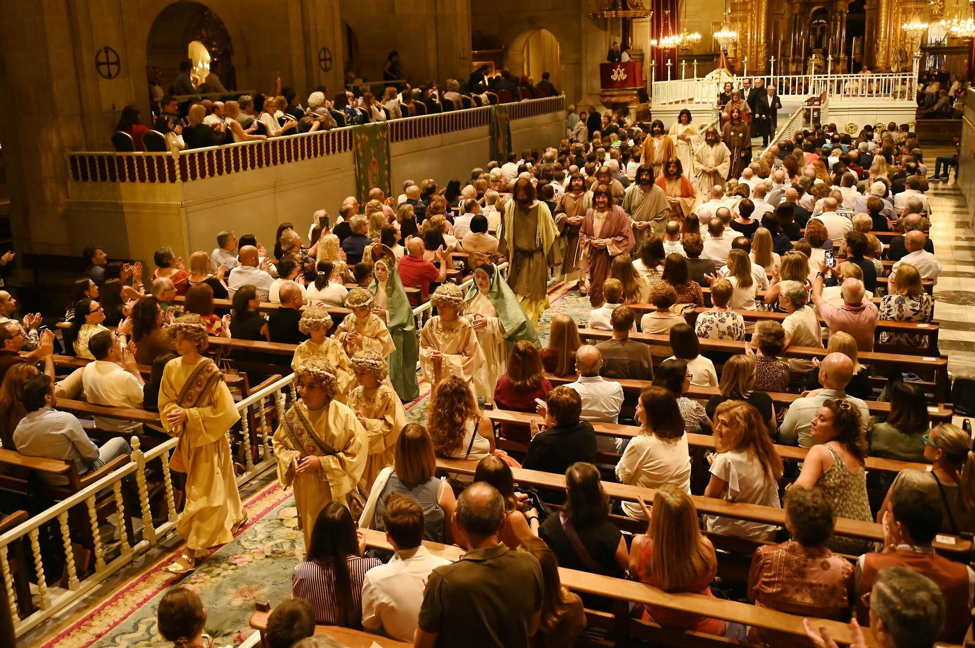 Representacion extraordinaria del misteri d'Elx