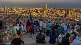 Cambio de hora 2024: ¿A qué hora será de noche este domingo en Barcelona y resto de Catalunya?