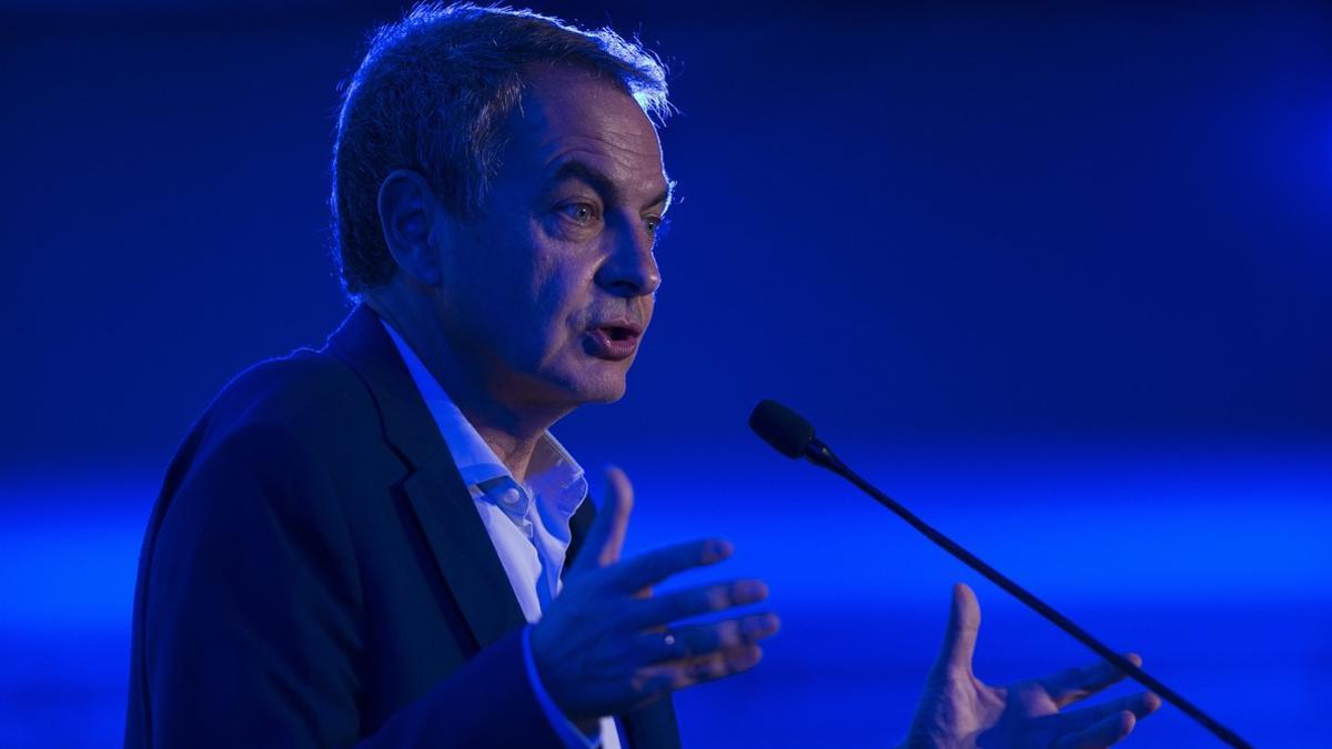 RodrÃ­guez Zapatero dicta la conferencia &quot;La igualdad de gÃ©nero como derecho&quot;