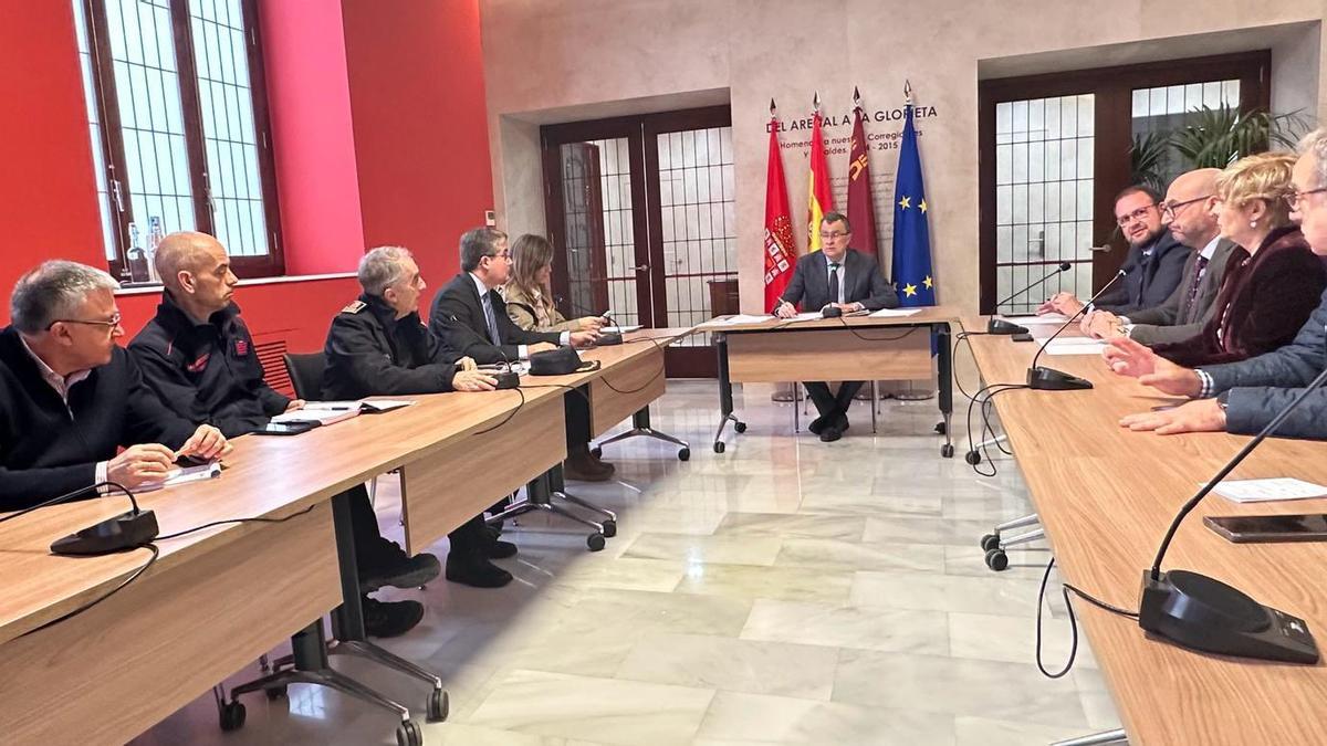 El alcalde de Murcia, José Ballesta, convoca el comité de crisis con los servicios municipales más afectados