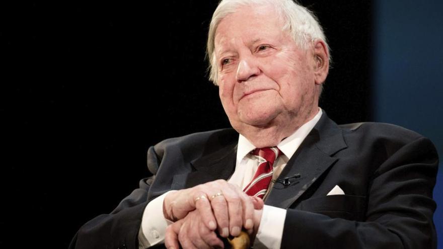 Altkanzler Helmut Schmidt starb am Dienstag (10.11.) im Alter von 96 Jahren.