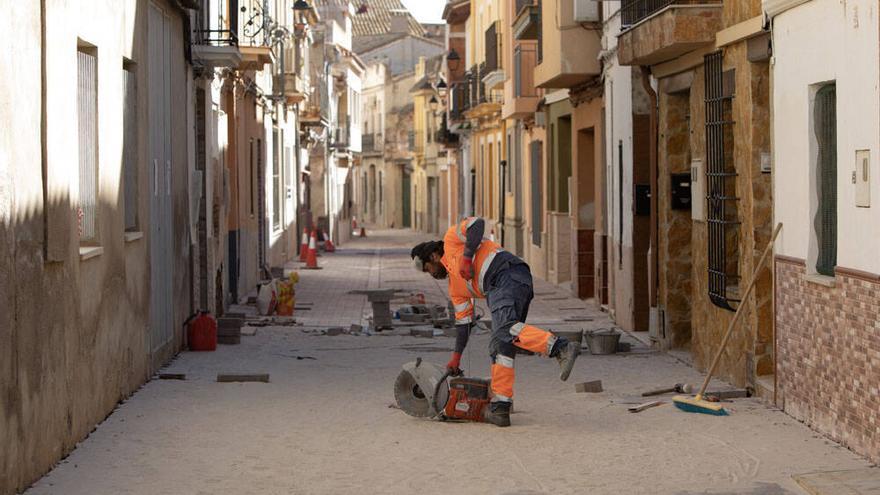 Adiós a las barreras arquitectónicas en el casco antiguo de Albalat dels Tarongers