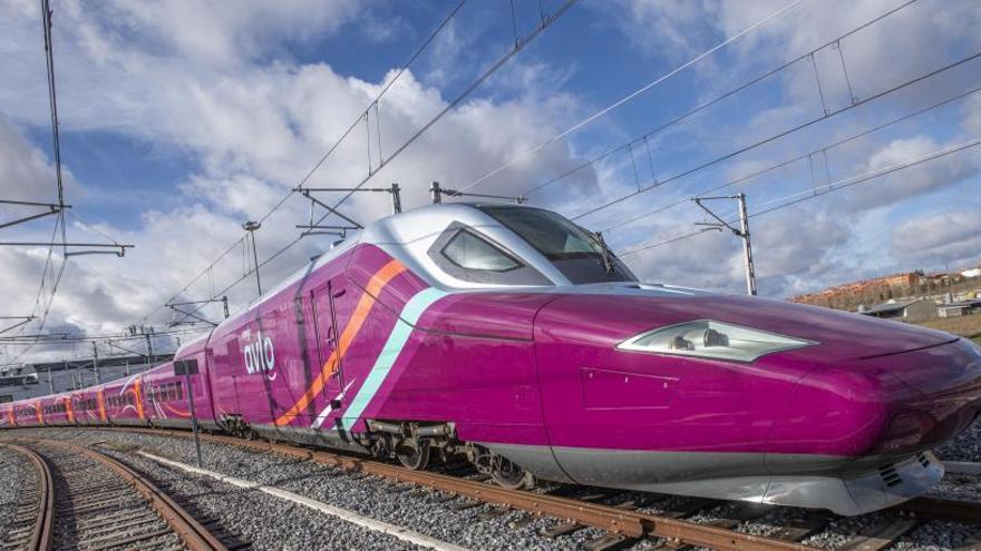 Imatge d&#039;un comboi AVLO, l&#039;AVE &#039;low cost&#039; de Renfe