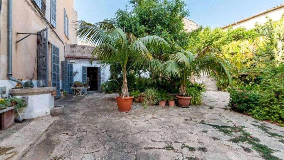 La primera casa de Juan March en Santa Margalida, en venta